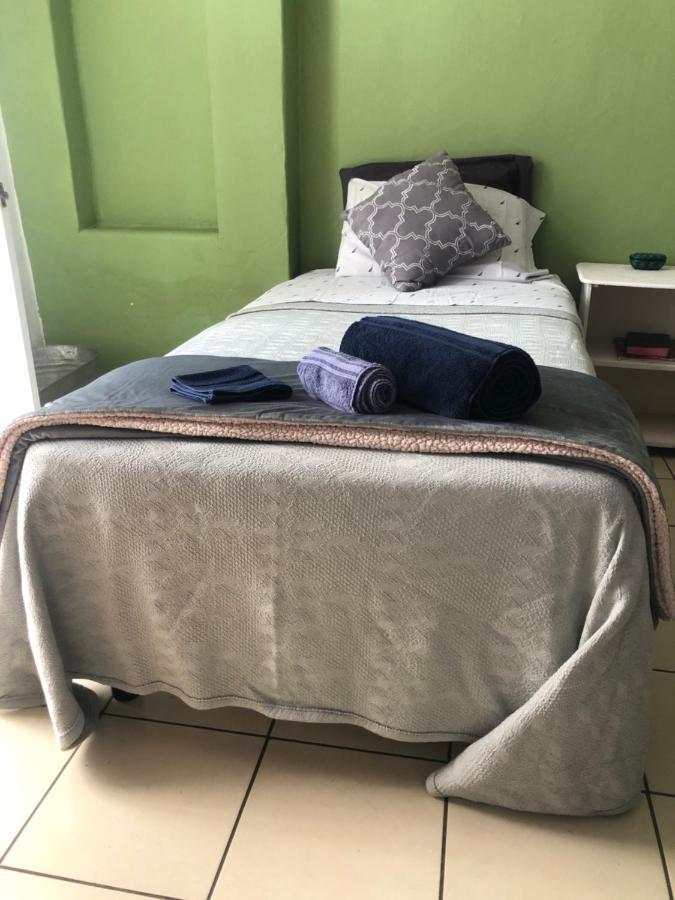 Home Stay Maria Hidalgo del Parral Exteriör bild